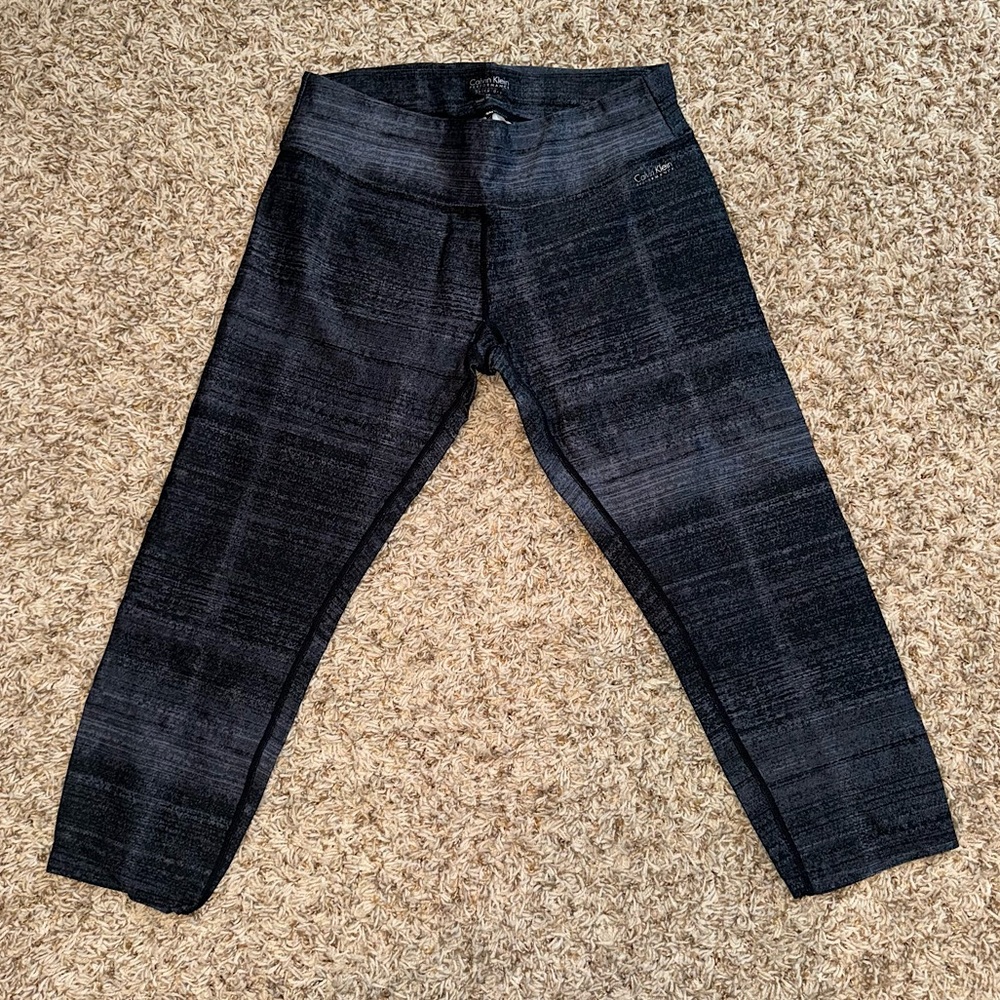 Calvin Klein performance quick dry capris Size Medium